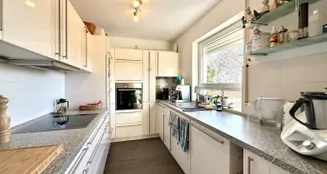 von_poll_real_estate_property_26082022_image_3