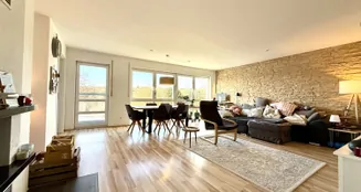 von_poll_real_estate_property_26082022_image_2