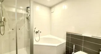 von_poll_real_estate_property_26082022_image_7