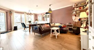 von_poll_real_estate_property_26082003_image_0