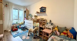 von_poll_real_estate_property_26082003_image_6