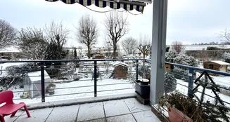 von_poll_real_estate_property_26082003_image_4