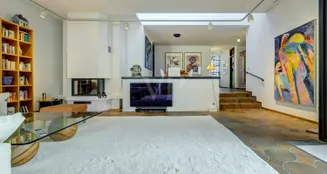 von_poll_real_estate_property_26082009_image_3