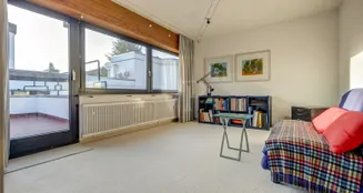 von_poll_real_estate_property_26082009_image_7