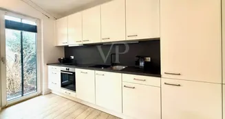 von_poll_real_estate_property_26082004_image_6