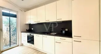 von_poll_real_estate_property_26082004_image_6