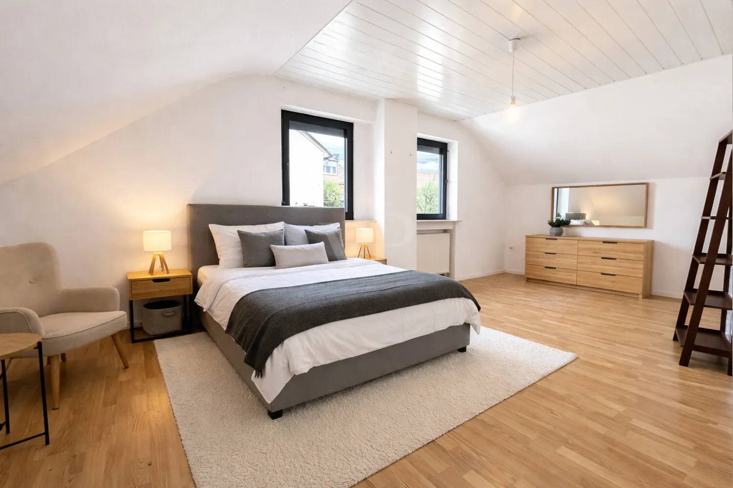 Vorderhaus Schlafzimmer (Möblierunsbeispiel)