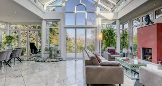 von_poll_real_estate_property_26082015_image_3