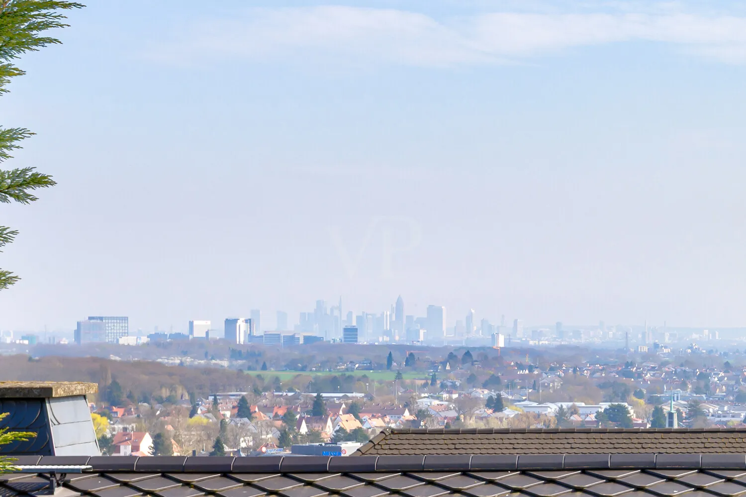 Skylineblick vom Balkon