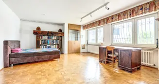 von_poll_real_estate_property_26082007_image_9