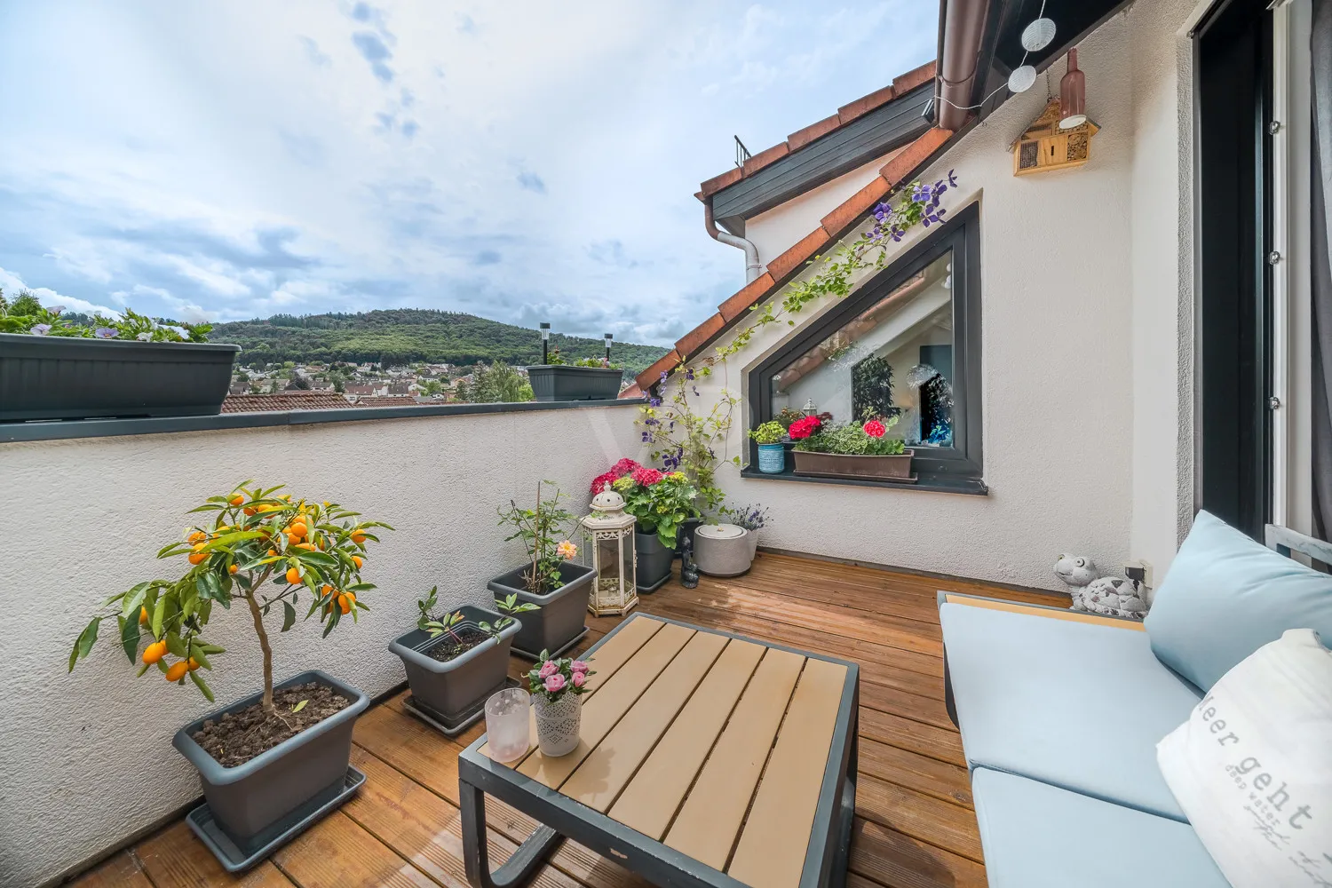 Loggia mit Blick ins Grüne