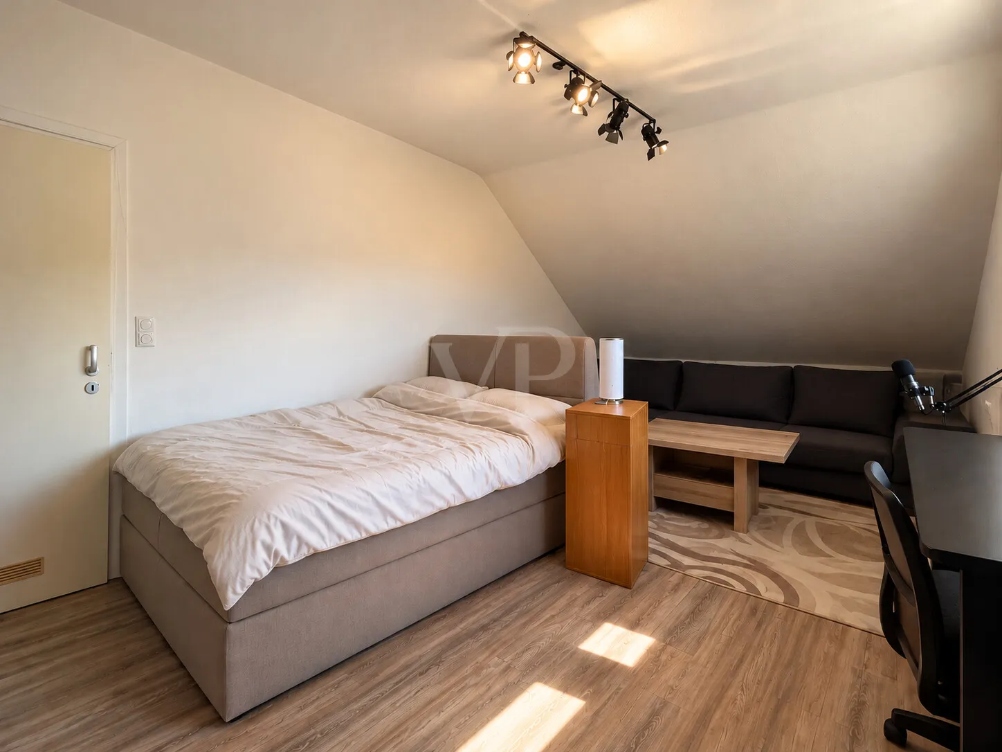 Schlafzimmer I DG