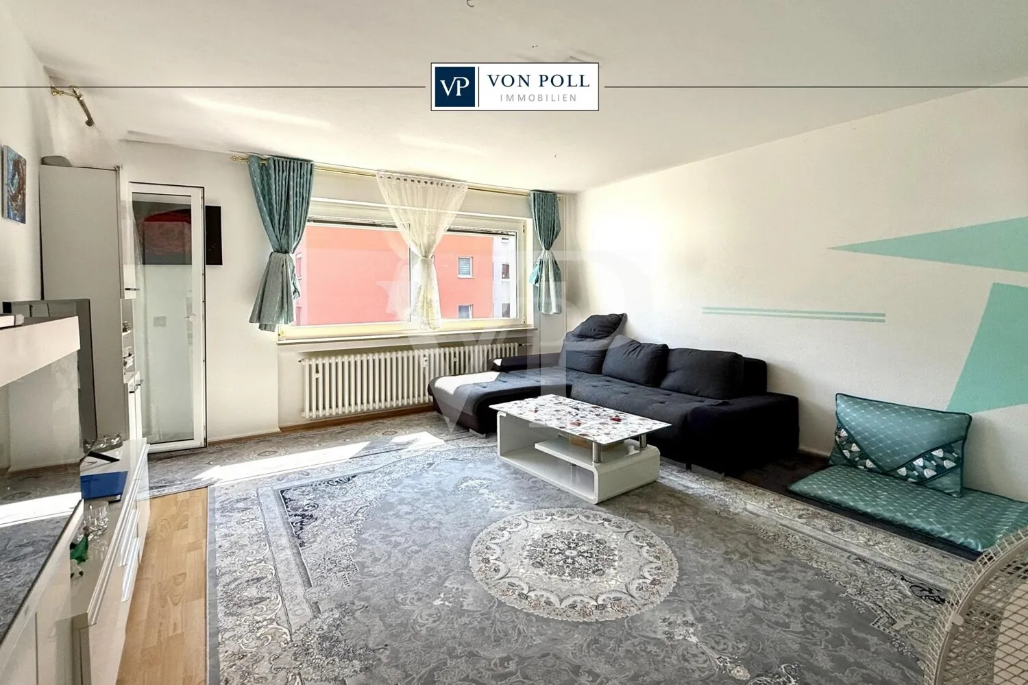 2-Zimmer-Wohnung mit Balkon und Aufzug am Waldrand