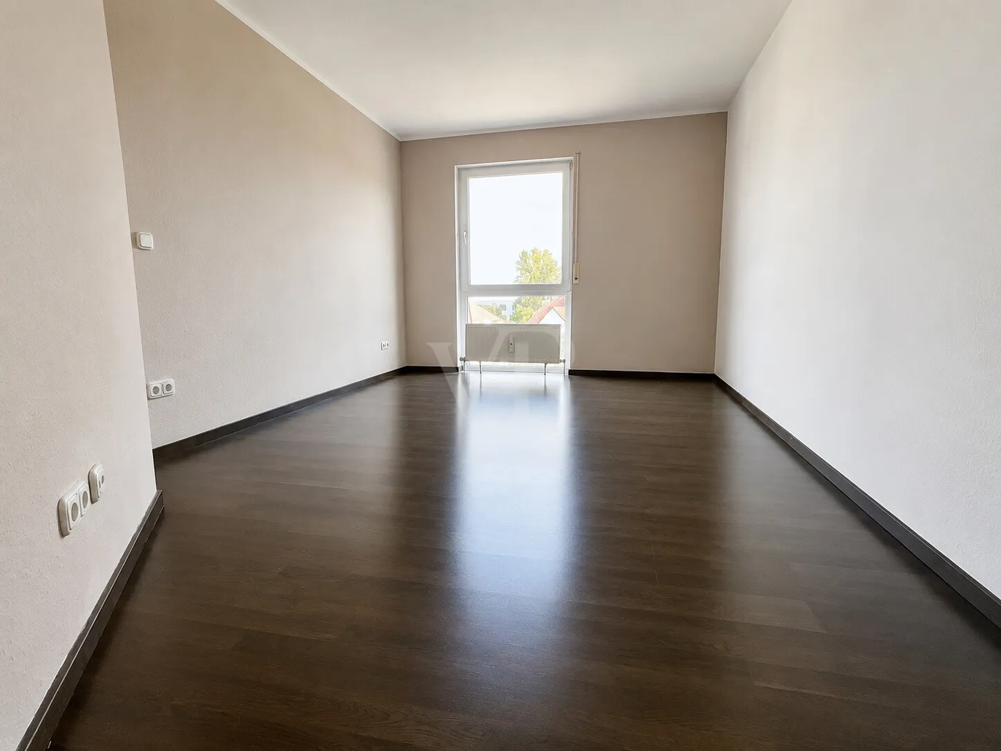 Großzügiges Zimmer