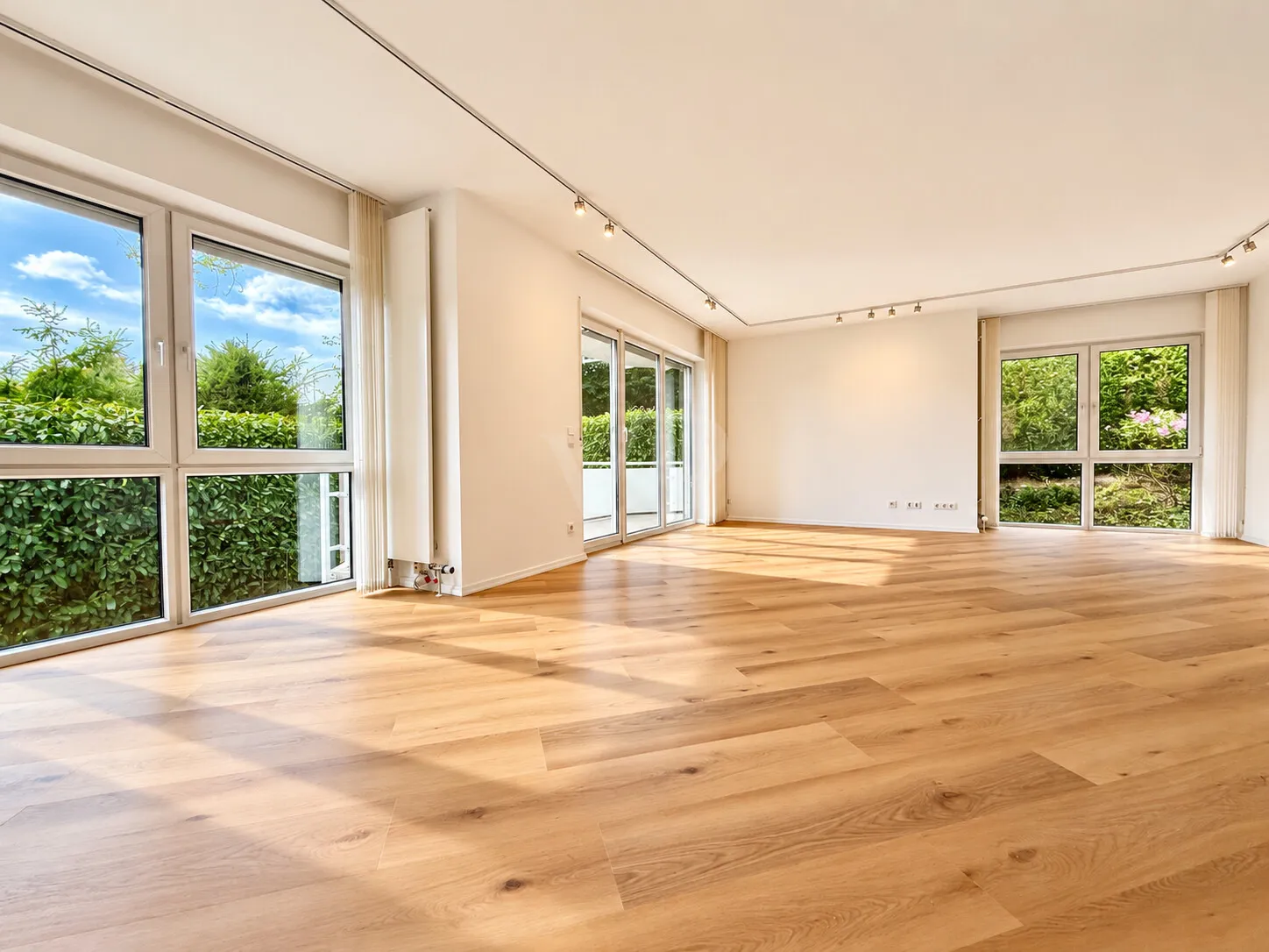 Sonniges Wohnzimmer