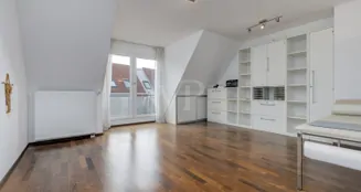 von_poll_real_estate_property_25082134_image_2