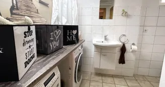 von_poll_real_estate_property_25082028_image_11