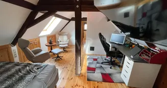 von_poll_real_estate_property_25082028_image_4