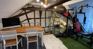 von_poll_real_estate_property_25082028_image_7