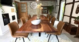 von_poll_real_estate_property_25082028_image_2