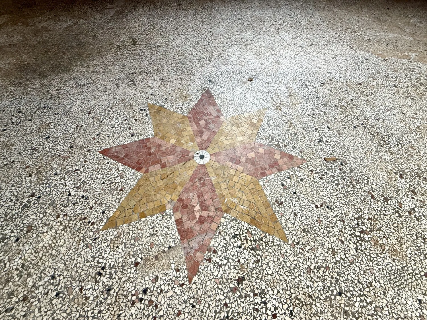 Bodenornament Terrazzoboden