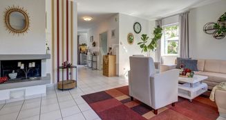 von_poll_real_estate_property_25082055_image_0