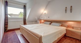 von_poll_real_estate_property_25082055_image_8