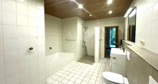 von_poll_real_estate_property_25082124_image_6