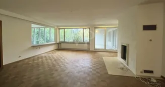 von_poll_real_estate_property_25082124_image_1