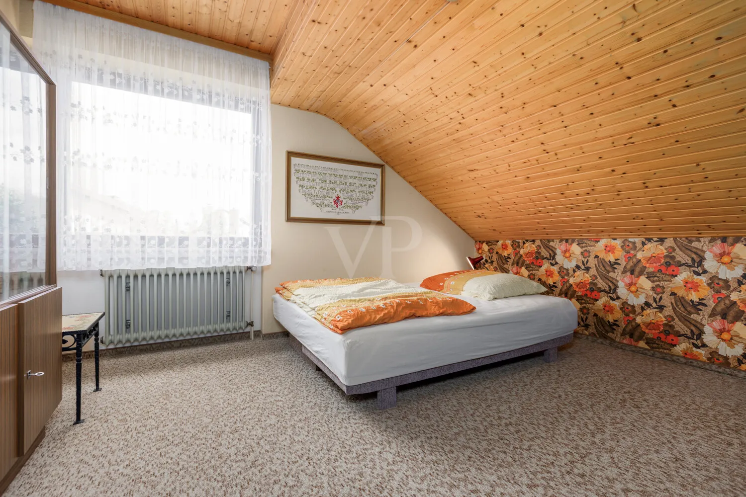 Schlafzimmer 2 (Dachgeschoss)
