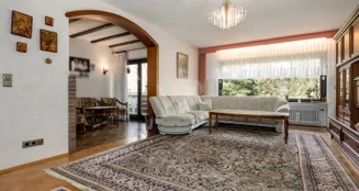 von_poll_real_estate_property_26082040_image_0