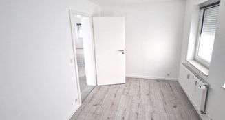 von_poll_real_estate_property_25082070_image_7