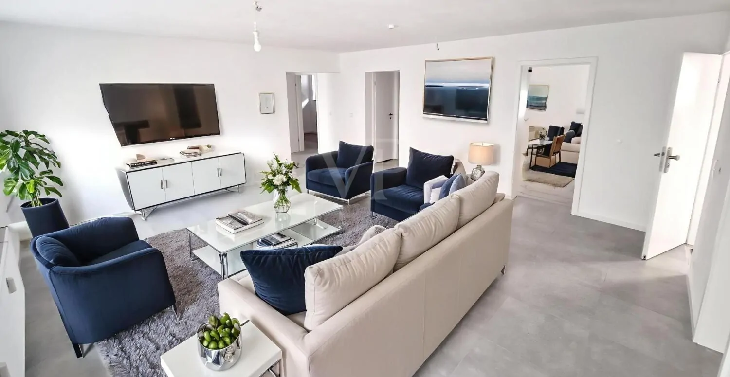 sanierte 4-Zimmerwohnung in zentraler Lage