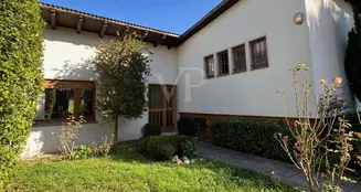 von_poll_real_estate_property_25082139_image_8