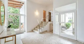 von_poll_real_estate_property_26082002_image_5