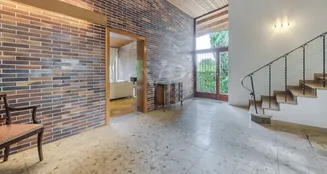 von_poll_real_estate_property_25082075_image_4