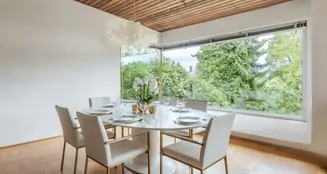 von_poll_real_estate_property_26082002_image_3