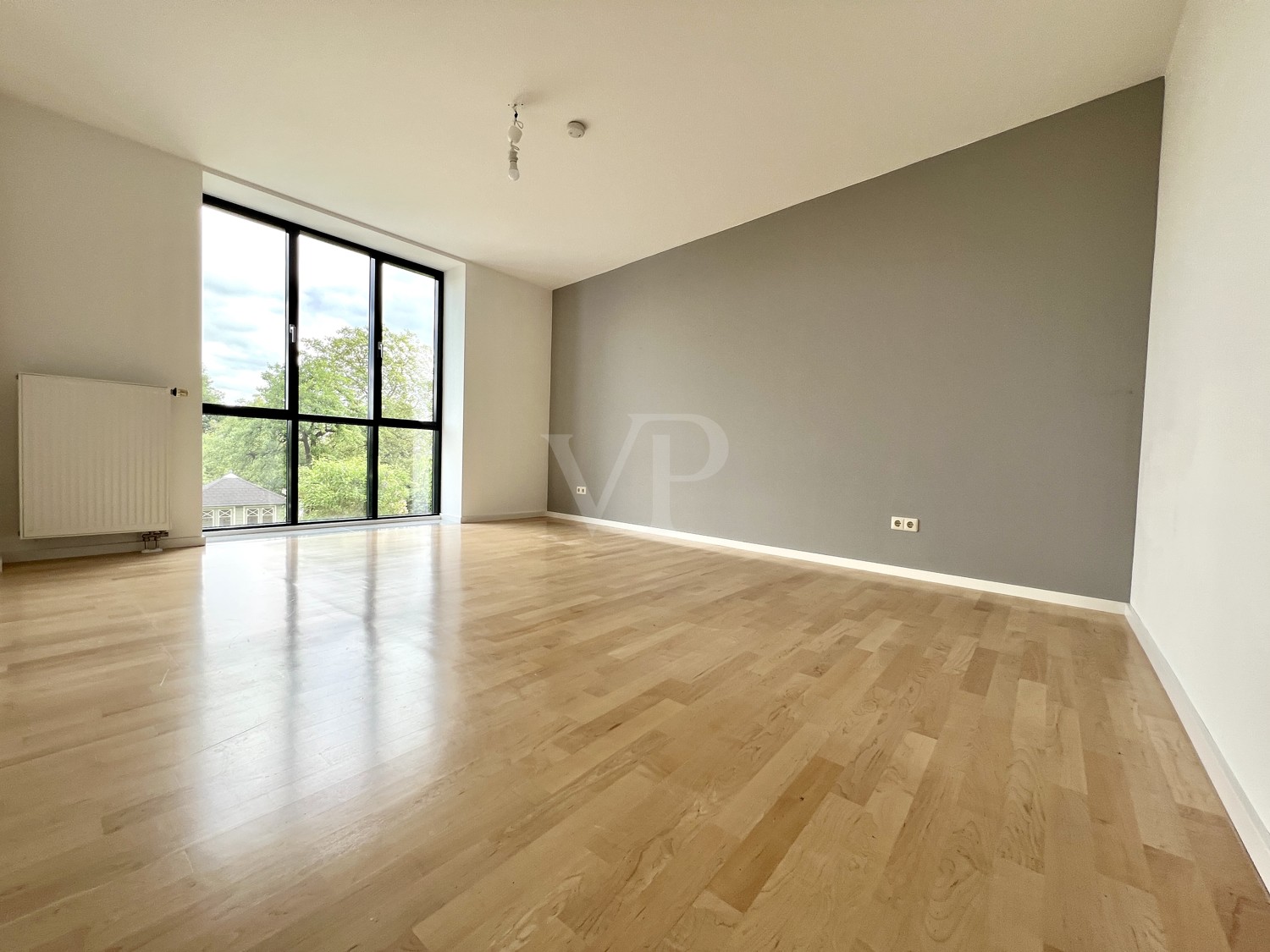 Geräumiges Schlafzimmer