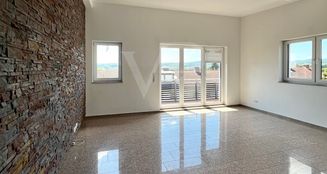 von_poll_real_estate_property_25082071_image_1