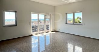 von_poll_real_estate_property_25082071_image_2