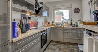 von_poll_real_estate_property_25082069_image_5