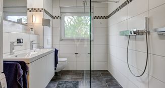 von_poll_real_estate_property_25082069_image_6