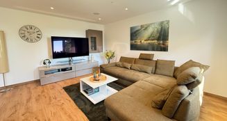 von_poll_real_estate_property_25082078_image_1