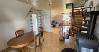von_poll_real_estate_property_25082100_image_0
