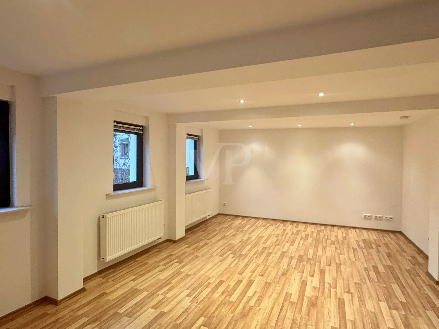 Großzügiges Wohnzimmer | Erdgeschoss