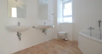 von_poll_real_estate_property_25082160_image_4