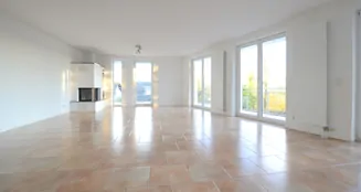 von_poll_real_estate_property_25082160_image_1