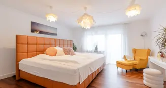 von_poll_real_estate_property_26082023_image_6