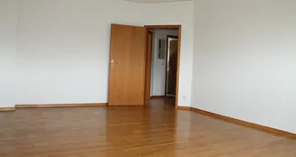 von_poll_real_estate_property_23065037-a_image_2