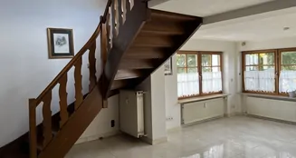 von_poll_real_estate_property_25065039_image_2